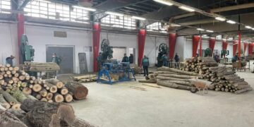 هدف‌گذاری زندان‌های گیلان تاپایان سال؛ پرداخت دستمزد ماهیانه ۵۰ میلیارد ریال تحقق خواهد یافت