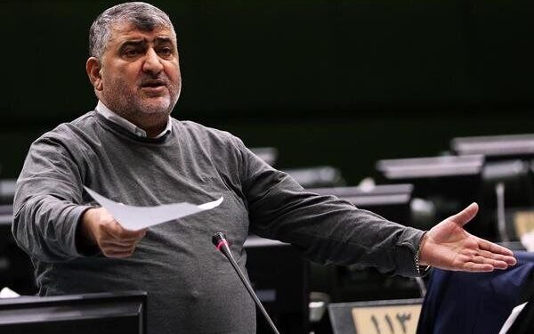 انتقاد تند دلخوش از وزیر ارتباطات؛ سرعت و قیمت اینترنت و کیفیت خطوط تلفن همراه مورد انتقاد مردم است