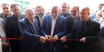 افتتاح یک شرکت تولید کننده لوازم پزشکی در چهارمین روز از دهه فجر در رودسر