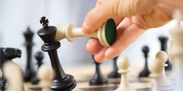 ساده‌اندیشی در شطرنج سیاست؛  ممنوعیت واردات برنج و خرید تضمینی، حاصل تهدید به استعفا