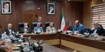 نگاهی به حمایت‌های عجیب اعضای شورای شهر از نمایندگان فعلی رشت در مجلس/ شورانشینان از وضع موجود رضایت دارند!