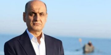 دولت قوی در کنار مجلس قوی می تواند مشکل تحریم را رفع کند