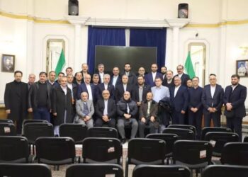 آیا هزینه سفر استاندار و برخی کارمندان گیلان به روسیه با خرج دولت بوده یا اتاق بازرگانی؟