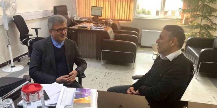 پیگیری جذب اعتبارات ملی جهت پرداخت مطالبات پرسنلی و غیرپرسنلی دانشگاه علوم پزشکی گیلان