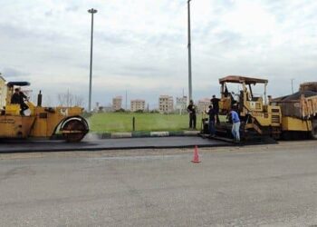 اجرای عملیات روکش و ترمیم آسفالت محدوده مسکن مهر