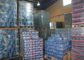 کشف بیش از ۹۱ میلیارد ریال نوشیدنی قاچاق از انبار یک شرکت در رشت