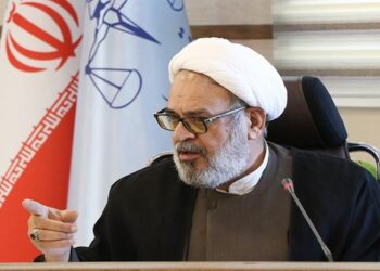 دستگاه قضایی با مدیرانی که ترک فعل نموده و اهمال آنان گسترش آتش سوزی و تضییع حقوق مردم را در پی داشت برخورد قاطع خواهد کرد