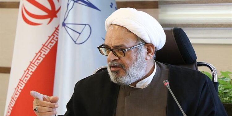 دستگاه قضایی با مدیرانی که ترک فعل نموده و اهمال آنان گسترش آتش سوزی و تضییع حقوق مردم را در پی داشت برخورد قاطع خواهد کرد