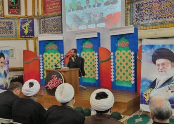 نظام اسلامی مولد انسان های خادم است که می تواند الگو برای جهانیان باشد