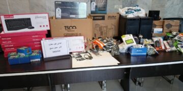 اهدای تجهیزات کامپیوتری خیر سلامت فومنی به ارزش یک میلیارد ریال