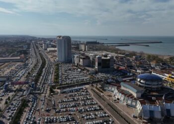 کسب مقام نخست منطقه آزاد انزلی در میان مناطق آزاد