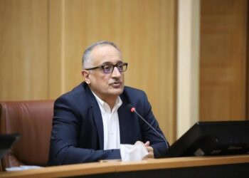 رئیس اتاق بازرگانی گیلان در زمینه صادرات و کارتهای بازرگانی توضیحاتی ارائه داد