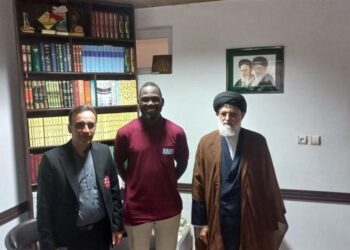 مسلمان شدن داور کنیایی در مسابقات کبدی ساحلی قهرمانی جهان در منطقه آزاد انزلی