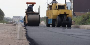 آغاز عملیات آسفالت قطعه اول پروژه بازگشایی ژ۵ “محور شهید سلیمانی”