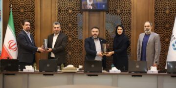 توسعه همکاری‌های منطقه آزاد انزلی و اتاق بازرگانی اصفهان