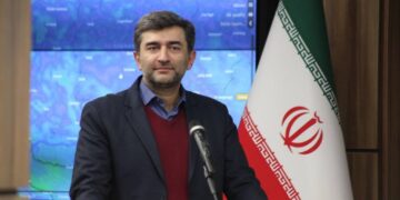 پایداری شبکه های توزیع برق با وجود بارندگی شدید و وقوع سیلاب در گیلان