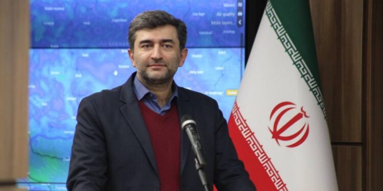 پایداری شبکه های توزیع برق با وجود بارندگی شدید و وقوع سیلاب در گیلان