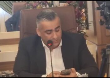 مدیر عامل هلدینگ آرش: خدا شکر می کنیم مدیران سازمان منطقه آزاد انزلی بومی هستند