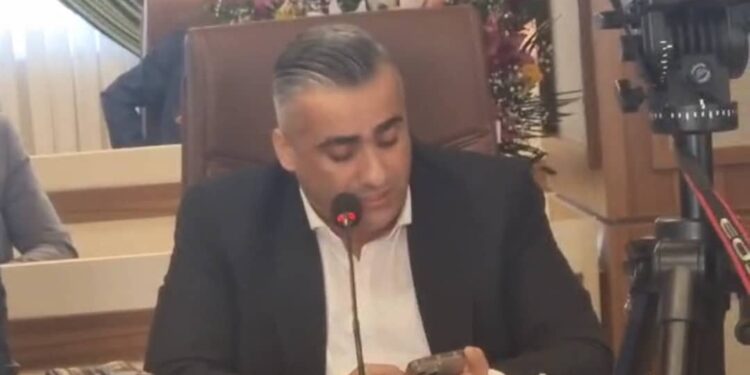 مدیر عامل هلدینگ آرش: خدا شکر می کنیم مدیران سازمان منطقه آزاد انزلی بومی هستند