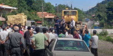 جاده‌کشی شبانه در هیرکانی؛ قانون در تعطیلات، مردم در خیابان