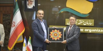 تأکید سفیر قزاقستان بر نقش راهبردی منطقه آزاد انزلی در کریدور شمال–جنوب