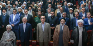 سی‌ودو سال تلاش، چند رکعت نتیجه؟