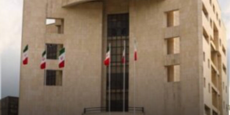 چاقو دسته خودش را نمی‌بُرد؟ مرگ نظارت در شهرداری رشت