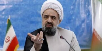 زباله‌گردی؛ نماد پیشرفت یا شرم ملی؟