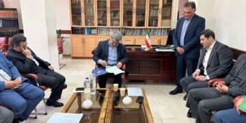 تفاهم همکاری شهرداری لاهیجان و بهزیستی گیلان برای مولد سازی اموال در راستای حفظ حقوق بیت المال