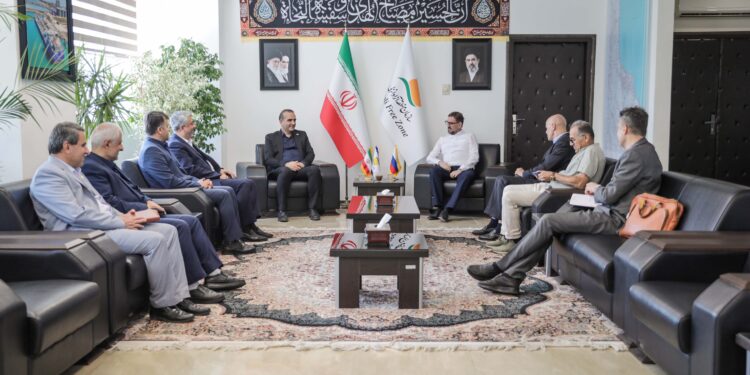 سرکنسول جدید فدراسیون روسیه در گیلان با مدیرعامل سازمان دیدار کرد