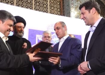تفاهم‌نامه خواهرخواندگی شهرهای لاهیجان و اردبیل با حضور وزیر فرهنگ و ارشاد اسلامی امضا شد
