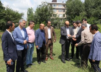 شهردار لاهیجان از تملک دو قطعه زمین در مسیر بلوار دکتر حکیم زاده به دانشگاه خبر داد