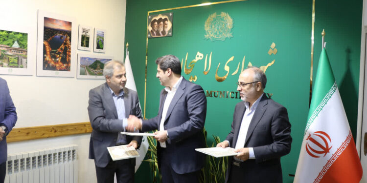 شهردار لاهیجان رییس پانزدهمین جشنواره ملی تئاتر خیابانی شهروند شد